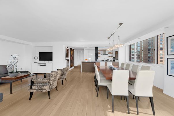 Dining room, Interior, Kitchen, Living room, Pendant Lights, Recessed Lighting, Wood Texture Flooring
