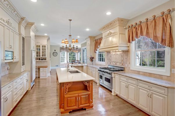 Chandelier, Interior, Kitchen, Pendant Lights, Recessed Lighting, Stainless Steel Appliances, Wood Texture Flooring