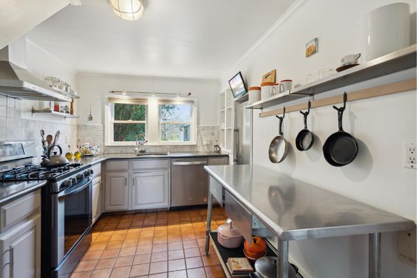 Interior, Kitchen, Stainless Steel Appliances