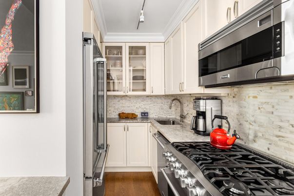 Interior, Kitchen, Stainless Steel Appliances, Wood Texture Flooring