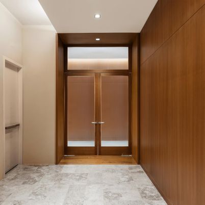 Empty room, Interior, Recessed Lighting, Wooden Walls