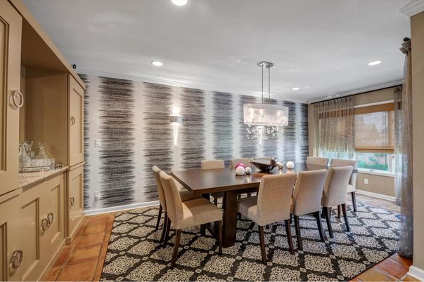 Dining room, Interior, Pendant Lights, Recessed Lighting