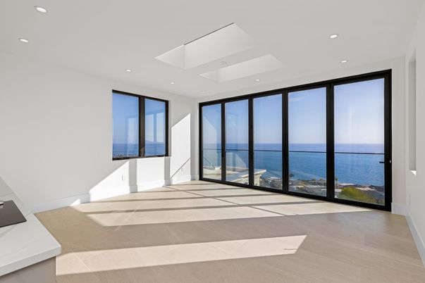 Interior, Recessed Lighting, Water, Wood Texture Flooring