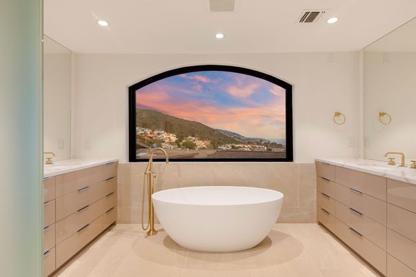 Bathroom, Dual Sink Vanities, Free Standing Baths, Interior, Recessed Lighting