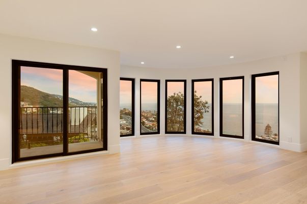 Empty room, Interior, Recessed Lighting, Water, Wood Texture Flooring