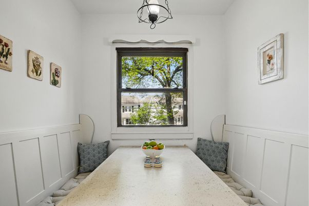 Dining room, Interior