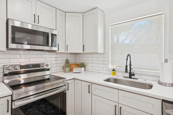 Interior, Kitchen, Stainless Steel Appliances