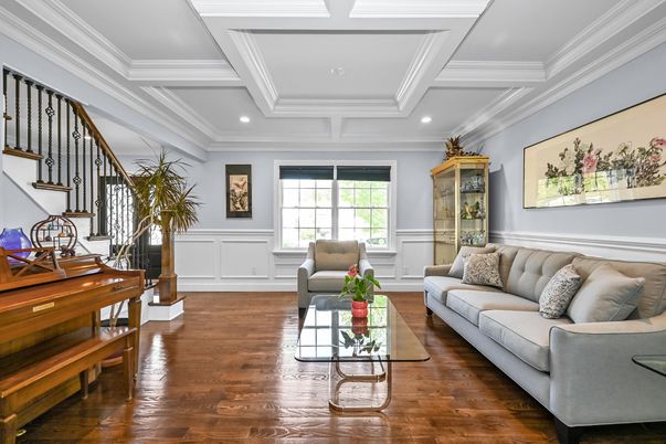 Interior, Living room, Piano, Recessed Lighting, Wood Texture Flooring