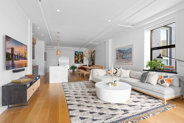 Interior, Living room, Pendant Lights, Recessed Lighting, Wood Texture Flooring