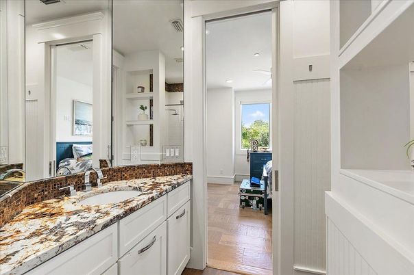 Bathroom, Interior, Recessed Lighting, Wood Texture Flooring