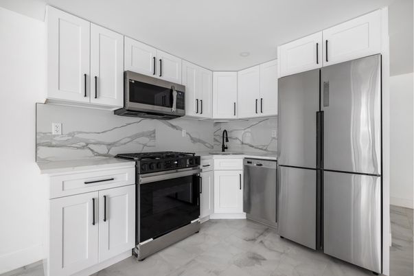Interior, Kitchen, Marble, Marble Walls, Stainless Steel Appliances
