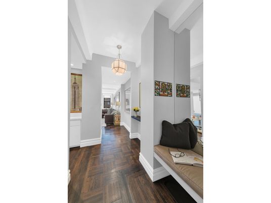 Interior, Pendant Lights, Wood Texture Flooring