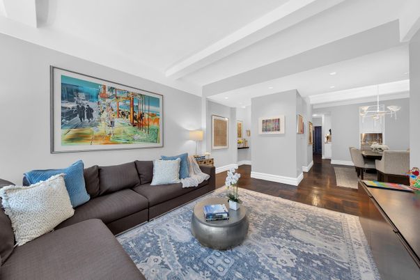 Dining room, Interior, Living room, Pendant Lights, Recessed Lighting, Wood Texture Flooring