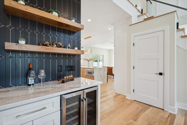 Fireplace, Interior, Kitchen, Pendant Lights, Recessed Lighting, Wood Texture Flooring