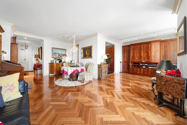 Chandelier, Interior, Wood Texture Flooring