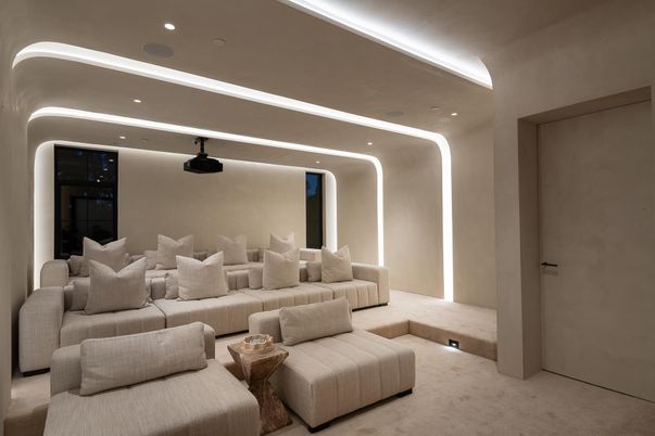 Interior, Projection Screen, Recessed Lighting, Theatre Room
