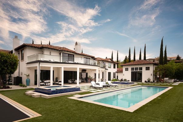 Backyard, Exterior, Pool
