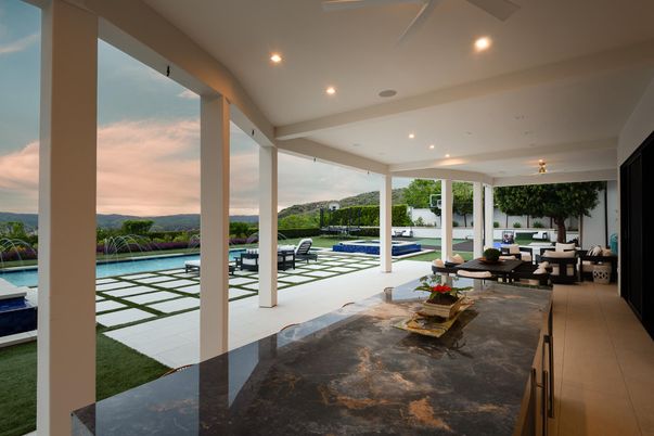 Exterior, Pool, Recessed Lighting