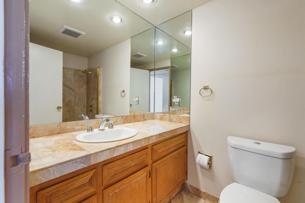 Bathroom, Interior, Recessed Lighting, Tile Countertops