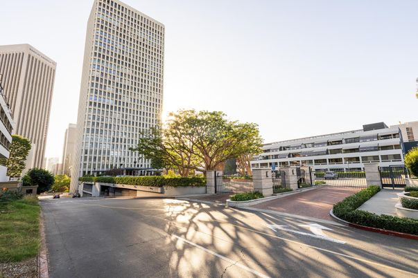 Exterior, Facade, Highrise