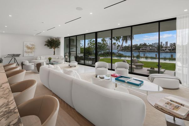 Interior, Living room, Recessed Lighting, Water, Wood Texture Flooring