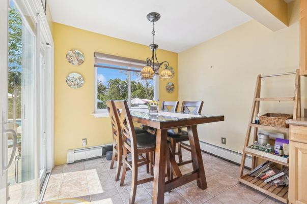 Dining room, Interior, Pendant Lights
