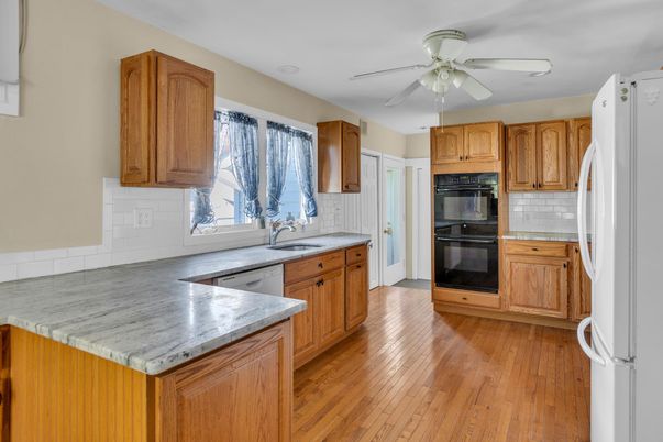 Interior, Kitchen, Wood Texture Flooring