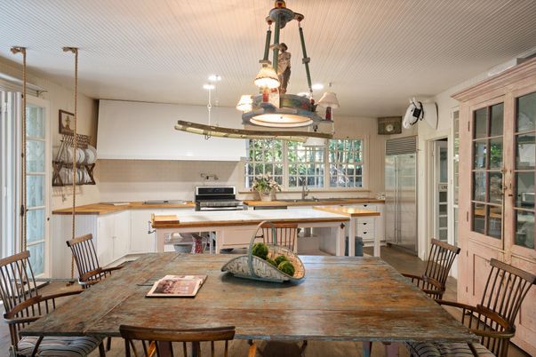 Chandelier, Dining room, Interior, Kitchen, Pendant Lights, Recessed Lighting