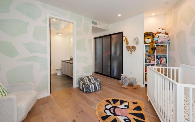 Bathroom, Interior, Recessed Lighting, Wood Texture Flooring
