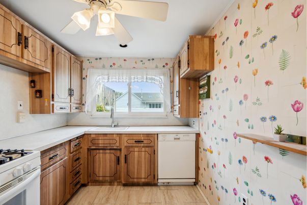 Interior, Kitchen, Wood Texture Flooring