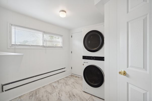 Interior, Marble, Utility Closets, Washer