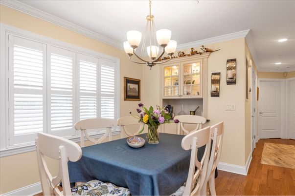 Chandelier, Dining room, Interior, Recessed Lighting, Wood Texture Flooring