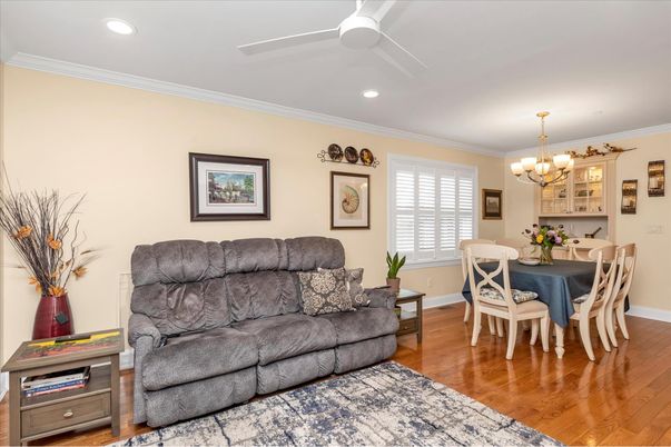 Chandelier, Dining room, Interior, Recessed Lighting, Wood Texture Flooring