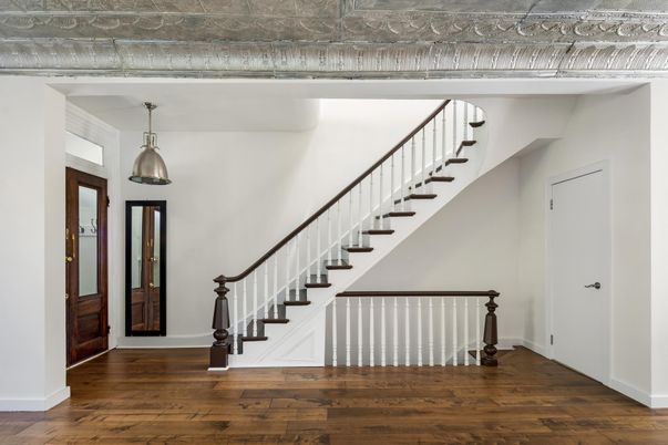Interior, Pendant Lights, Wood Texture Flooring