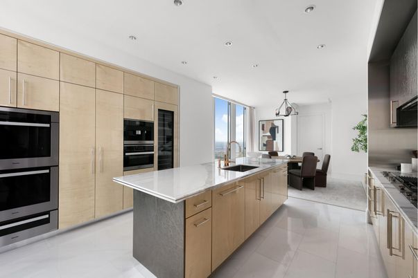Dining room, Interior, Kitchen, Pendant Lights, Recessed Lighting, Stainless Steel Appliances