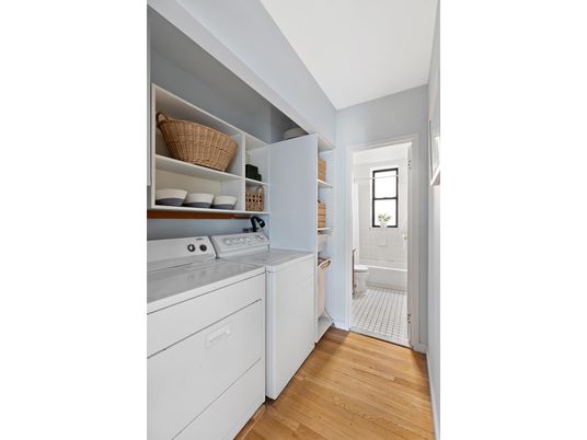 Interior, Utility Closets, Washer, Wood Texture Flooring