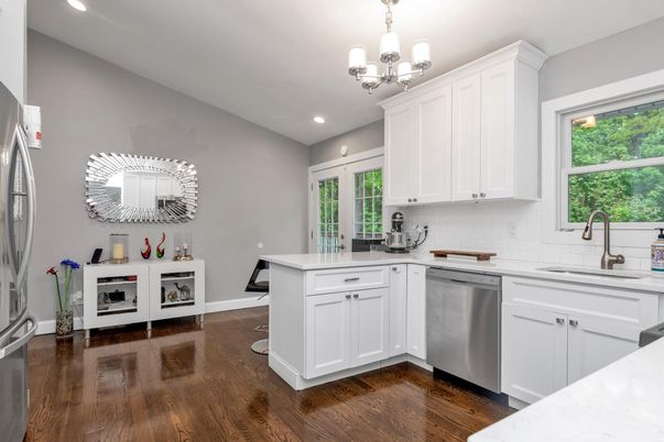 Chandelier, Interior, Kitchen, Recessed Lighting, Stainless Steel Appliances, Wood Texture Flooring