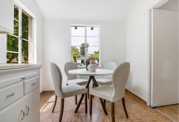 Dining room, Interior