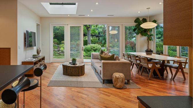 Dining room, Interior, Living room, Pendant Lights, Recessed Lighting, Wood Texture Flooring