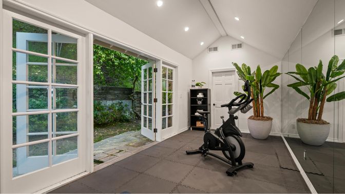 Fitness Equipment, Interior, Recessed Lighting
