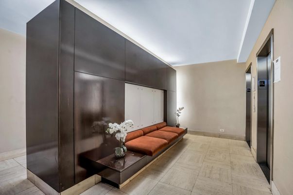 Elevator, Interior