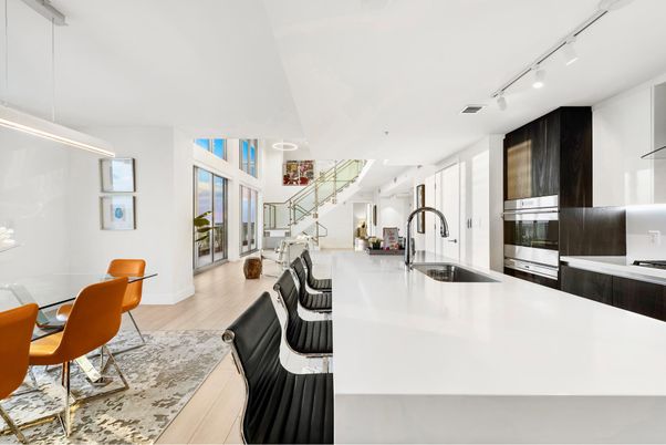 Dining room, Interior, Kitchen, Pendant Lights, Recessed Lighting, Wood Texture Flooring