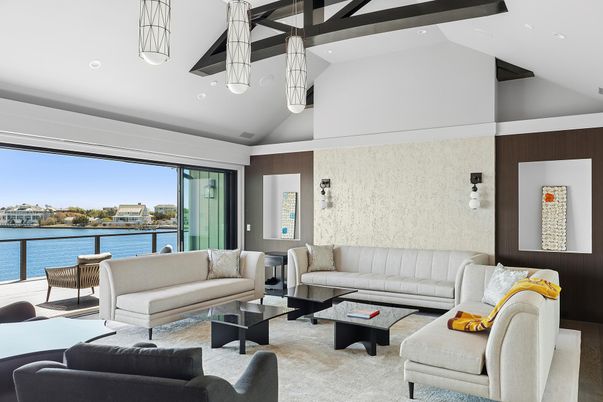 Interior, Living room, Pendant Lights, Recessed Lighting, Water