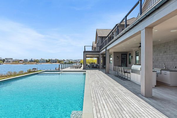 Exterior, Pool, Water