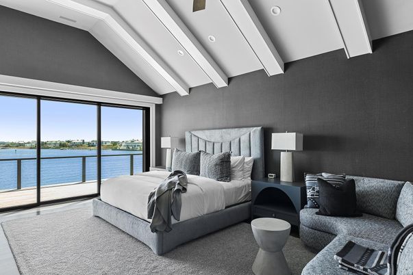 Bedroom, Interior, Recessed Lighting, Water