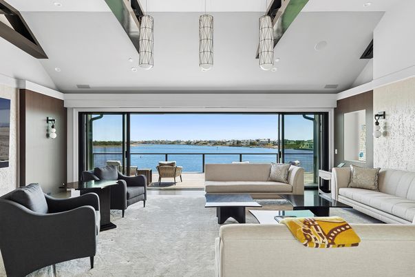 Interior, Living room, Pendant Lights, Recessed Lighting, Water