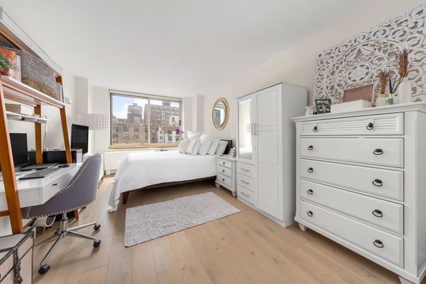 Bedroom, Home Office, Interior, Wood Texture Flooring