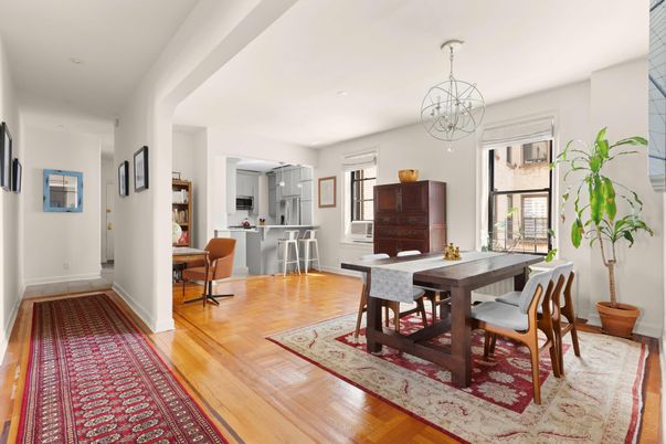 Chandelier, Dining room, Interior, Kitchen, Recessed Lighting, Wood Texture Flooring