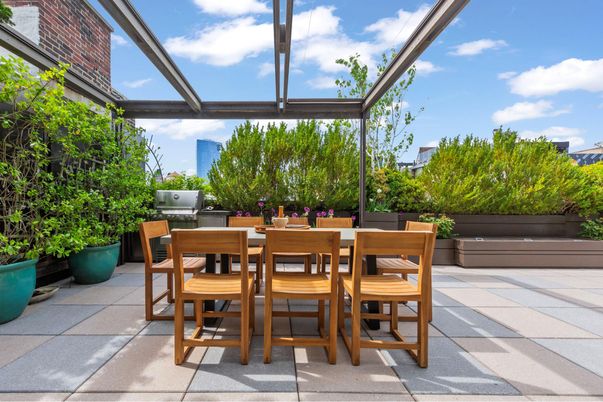 Exterior, Sun Room