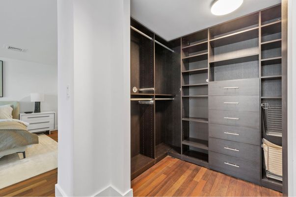 Interior, Walk-in Closets, Wood Texture Flooring